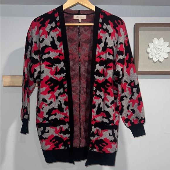 Philosophy Sweaters - Philosophy Women's Camouflage Cardigan‎ Sweater black and red